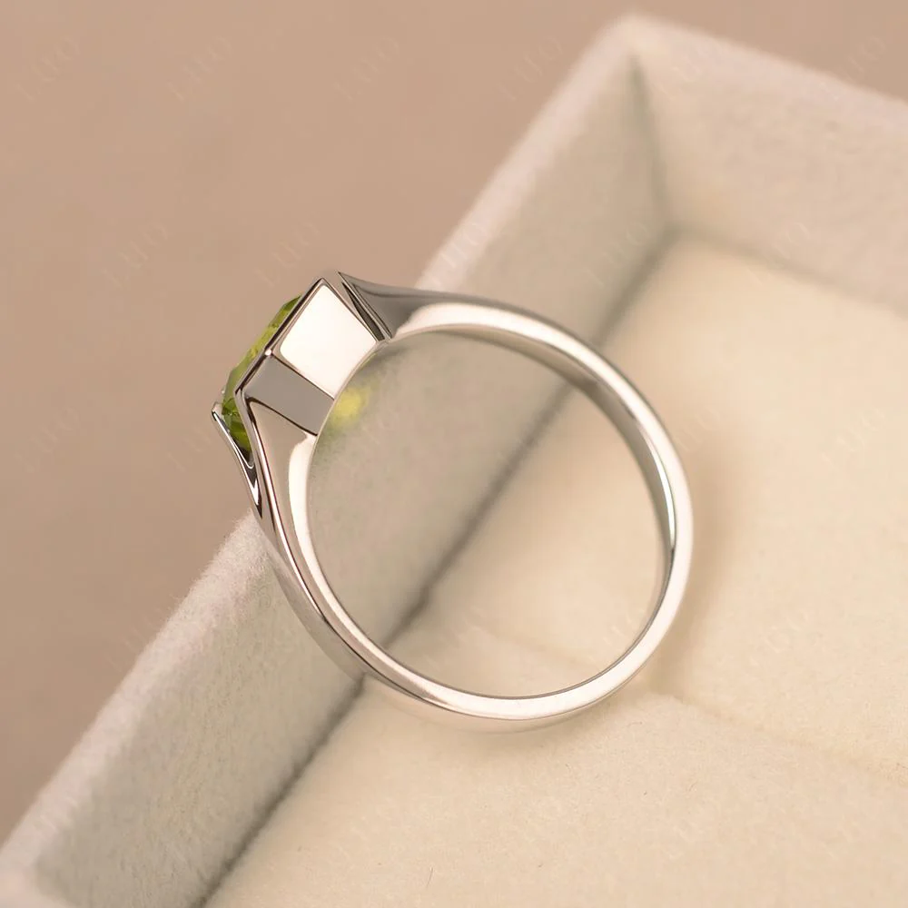 Peridot Bezel Solitaire Ring - Image 31