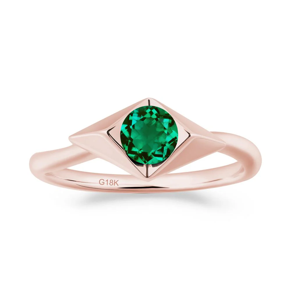 Bezel Set Emerald Ring with Twisted Band - Image 5