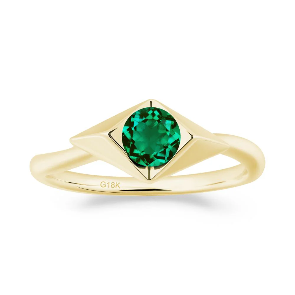 Bezel Set Emerald Ring with Twisted Band - Image 7
