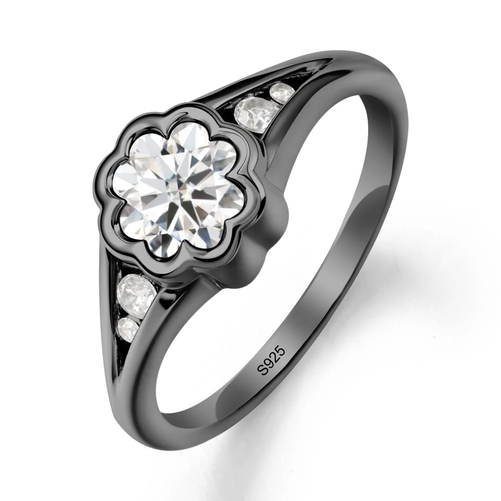 Bezel Setting Split Band Moissanite Ring - Image 7