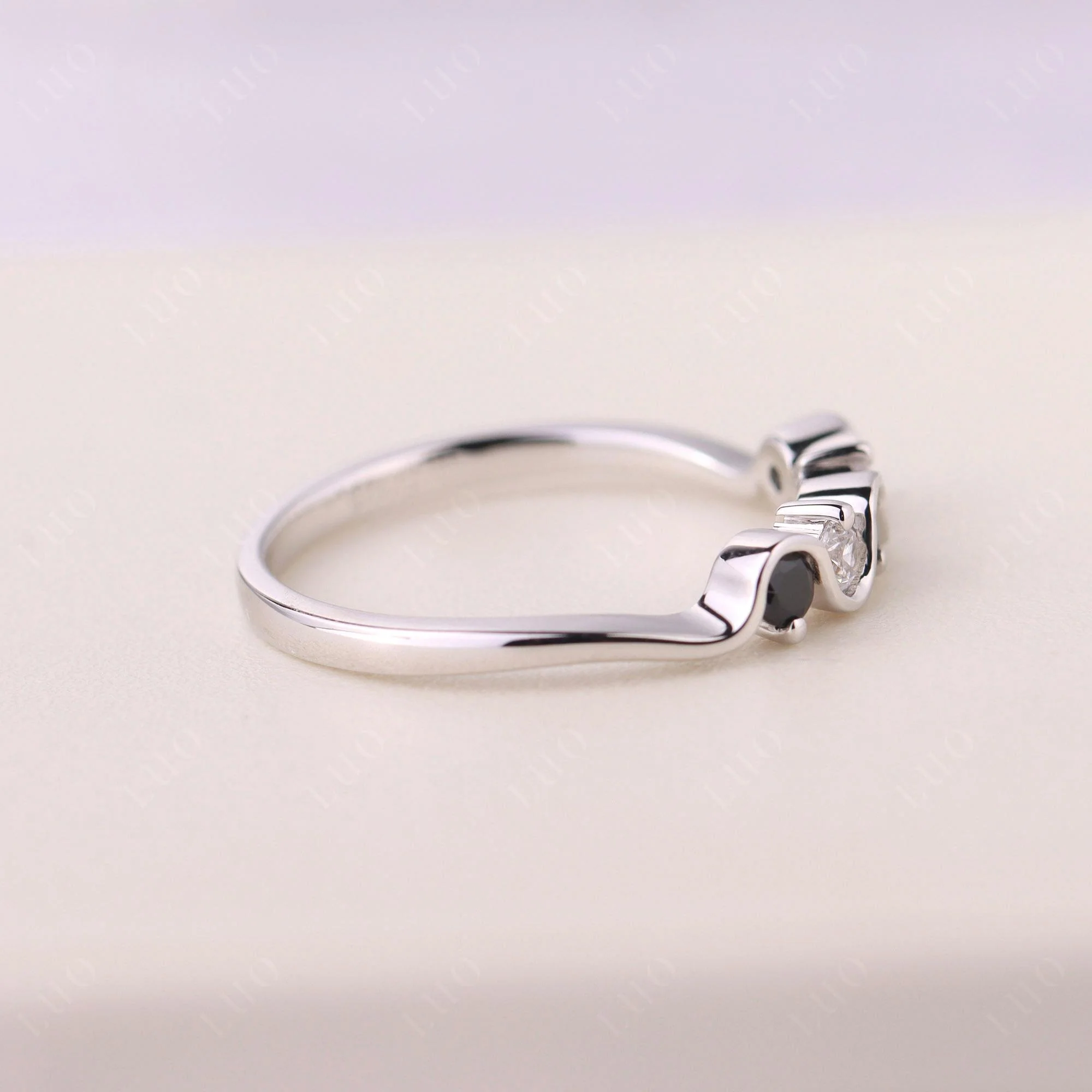 Black Spinel Band Ring - Image 13