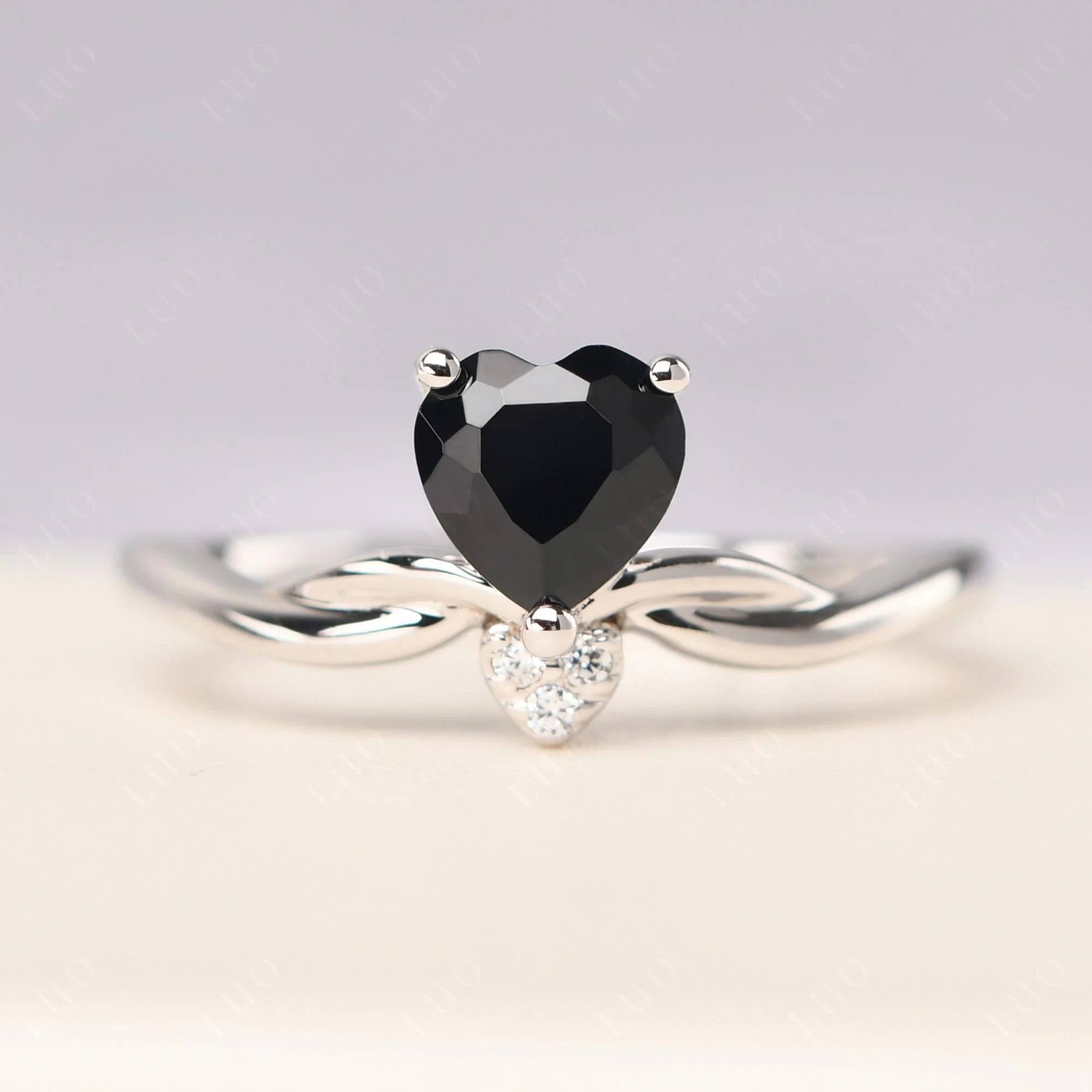Black Spinel Twisted Heart Ring - Image 10