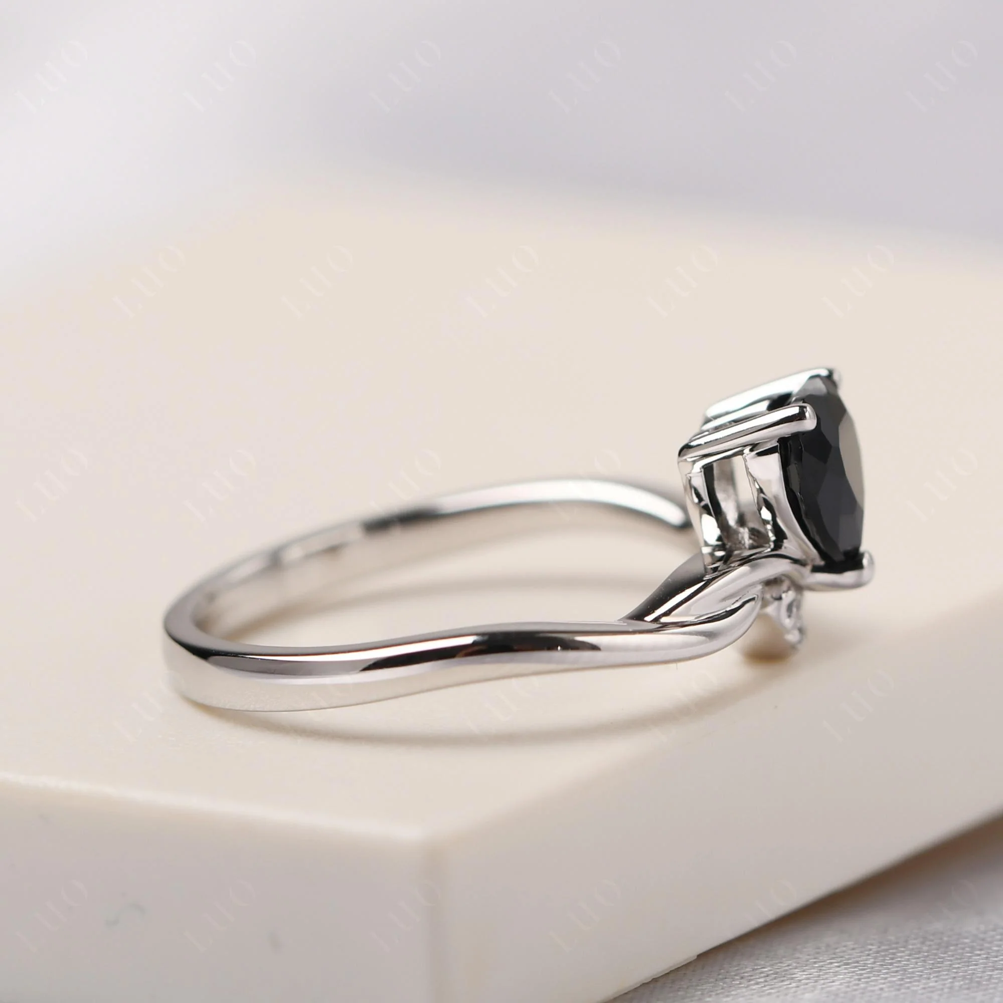 Black Spinel Twisted Heart Ring - Image 13
