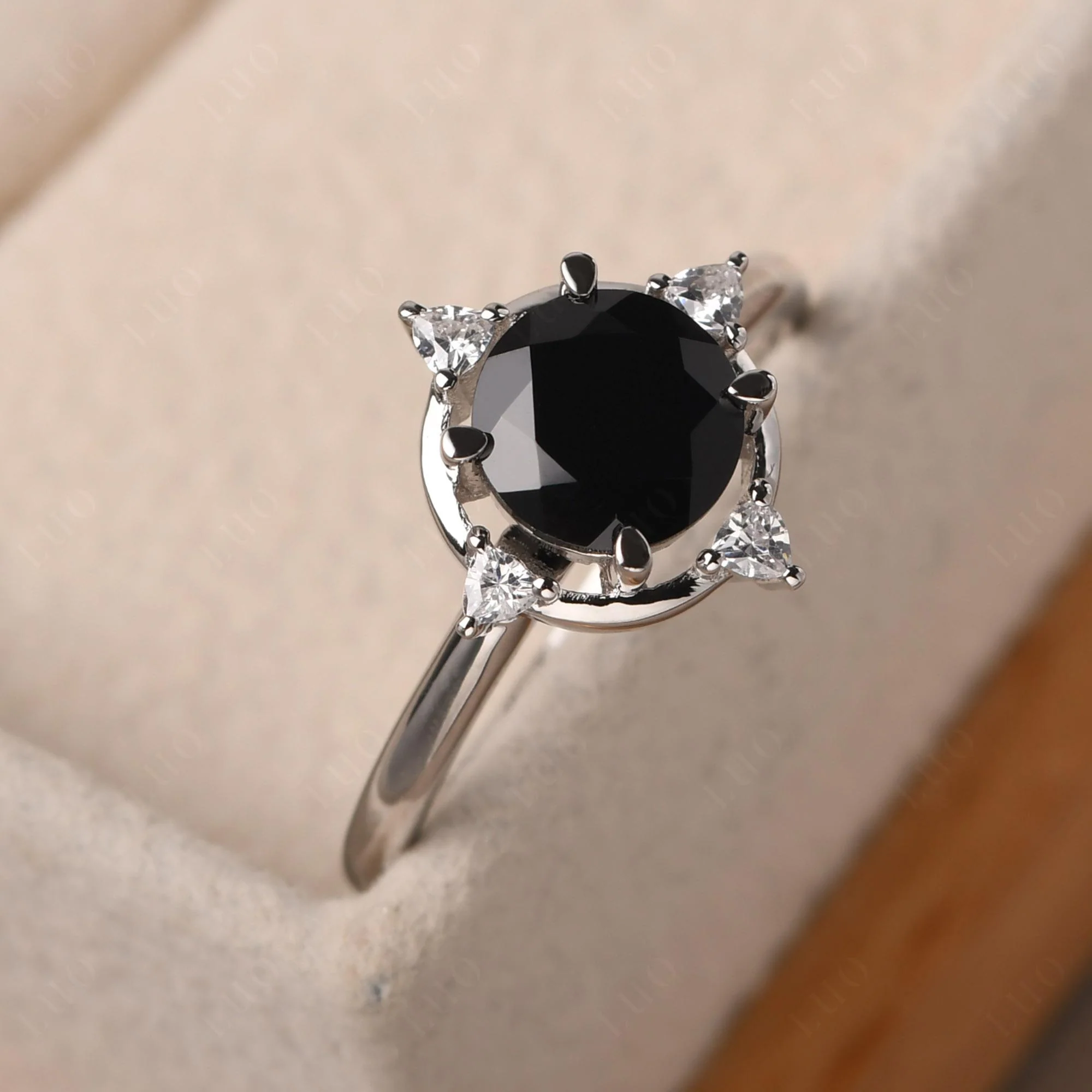 Black Spinel Compass Setting Ring - Image 11