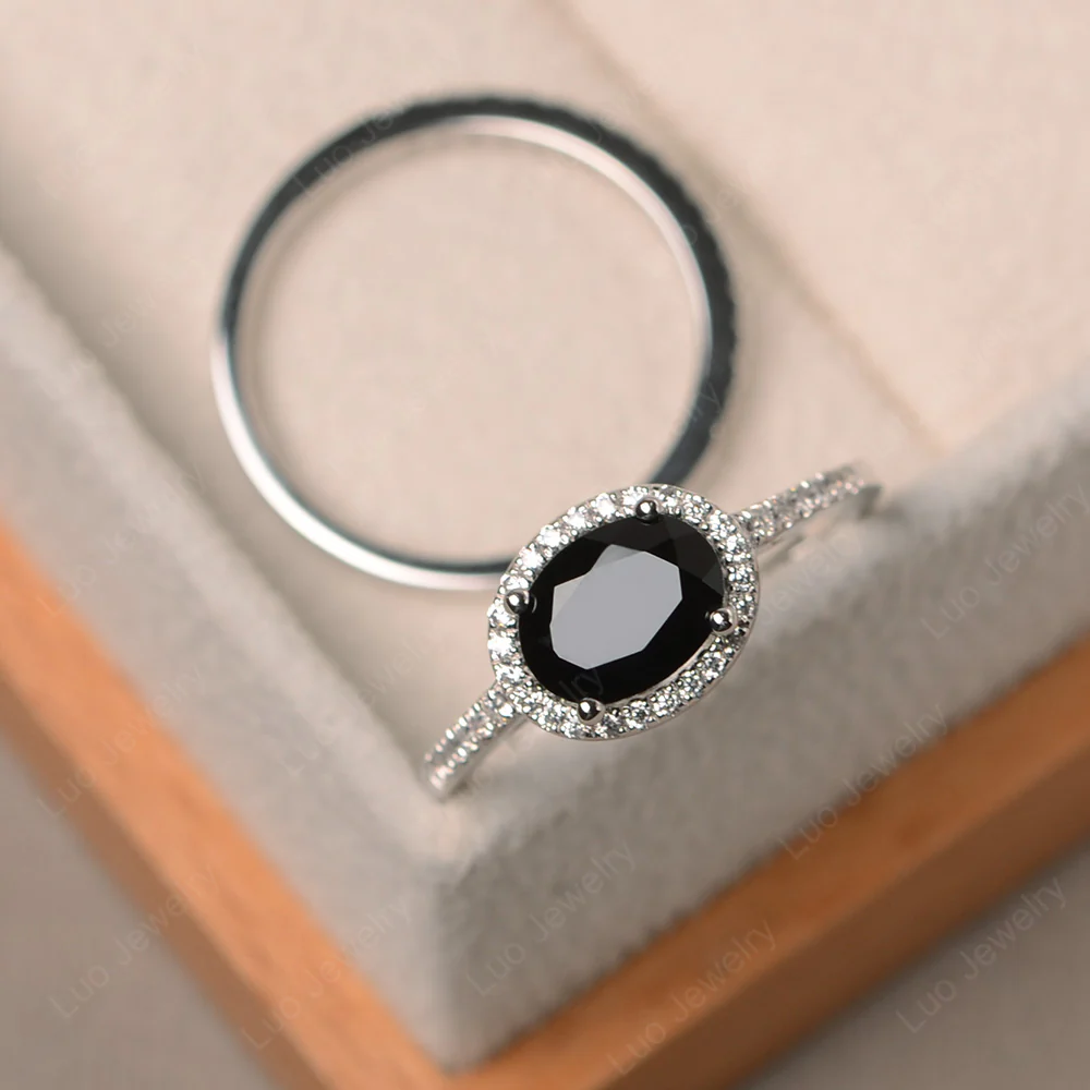 Oval Black Spinel Ring with Wedding Band - Image 2
