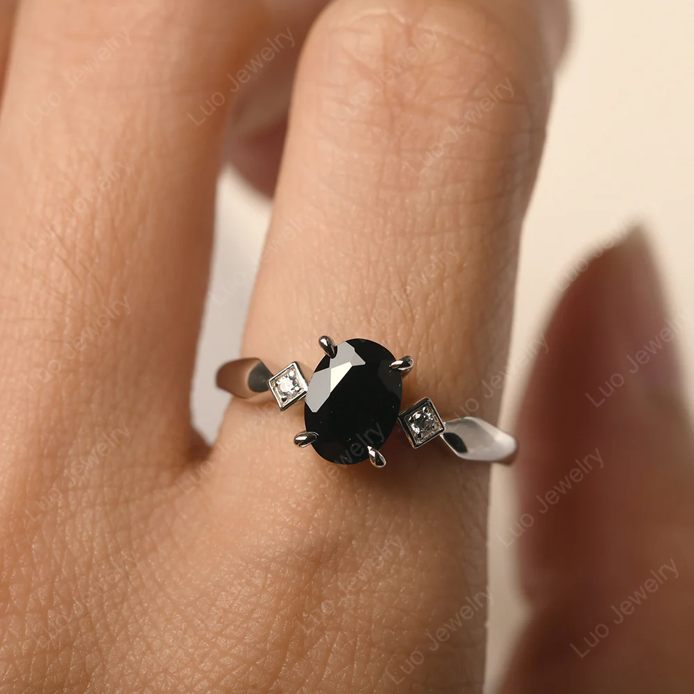 Antique Style Black Spinel Ring - Image 5