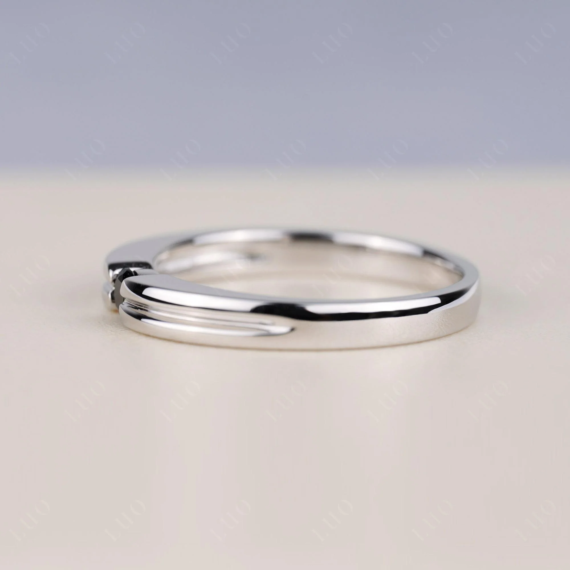 Black Spinel Solitaire Band Ring - Image 4