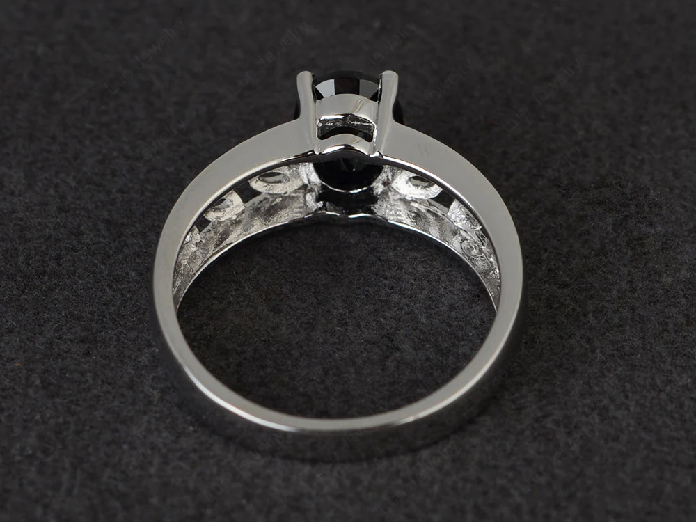 Black Spinel Engagement Ring Wide Band - Image 3