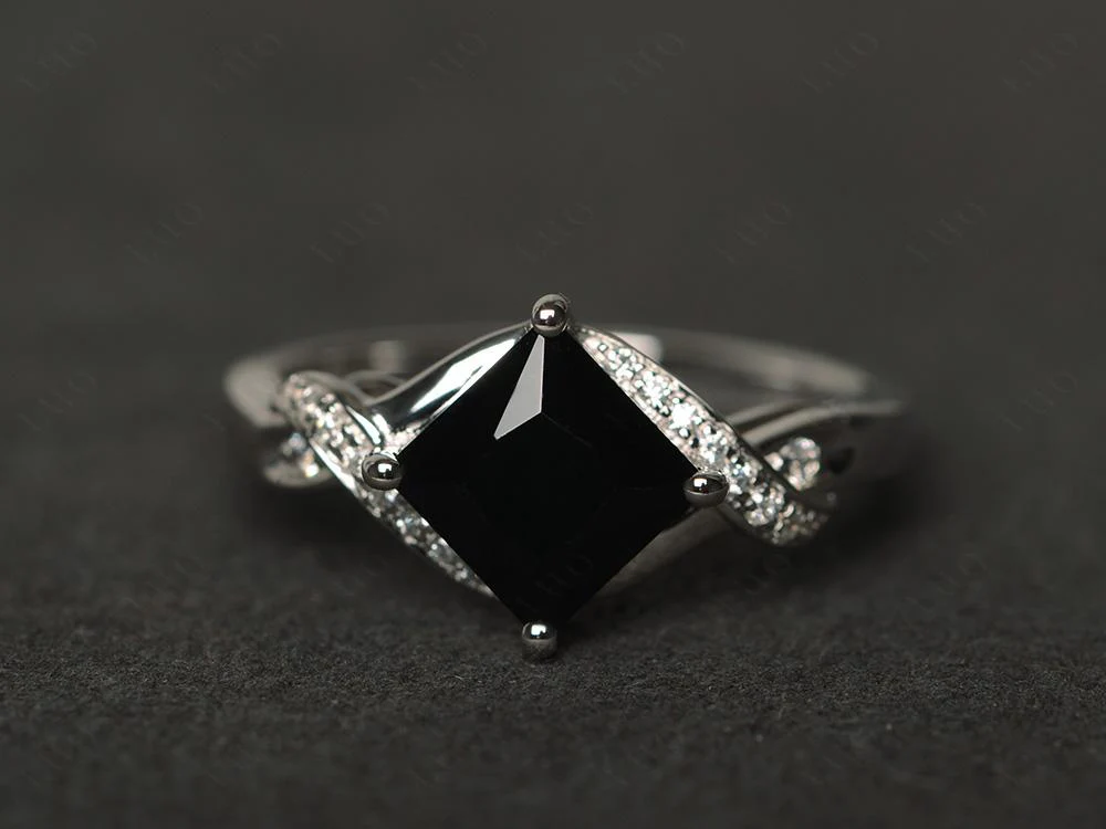 Black Spinel Twisted Promise Ring - Image 29