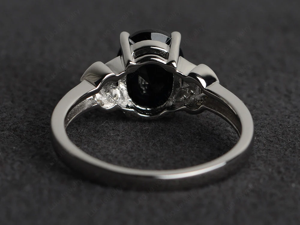 Classic Oval Black Spinel Promise Ring - Image 3