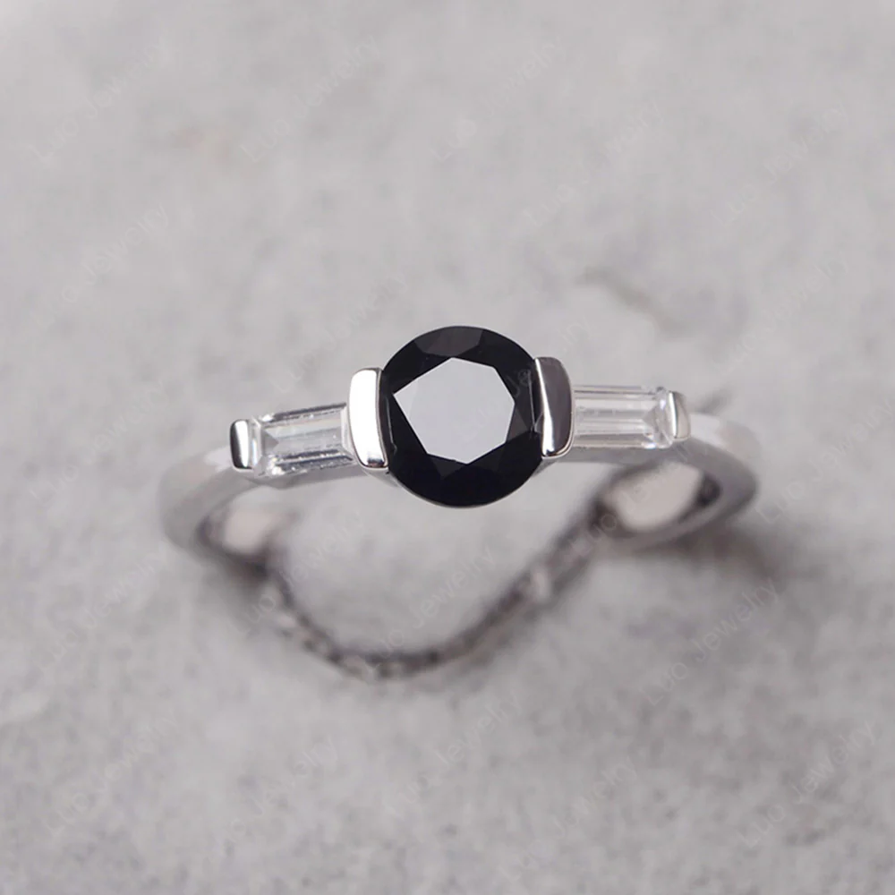 Black Spinel Ring Round Cut with Baguette Side