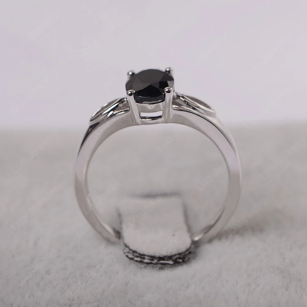 Oval Black Spinel Solitaire Split Shank Ring - Image 3