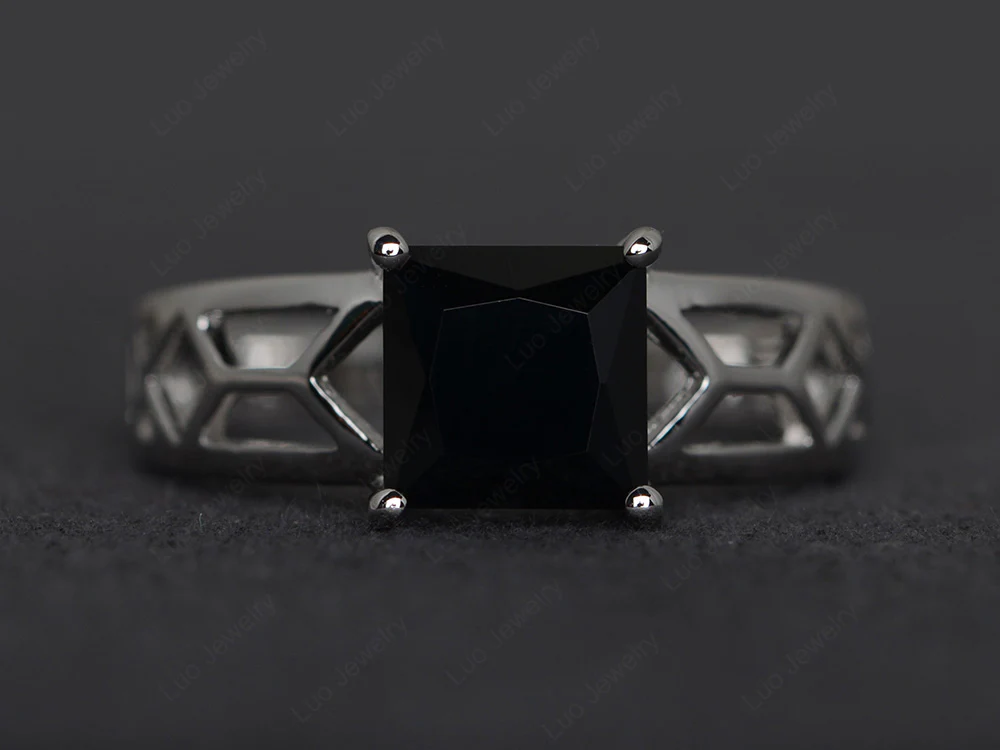 Black Spinel Solitaire Ring Wide Band