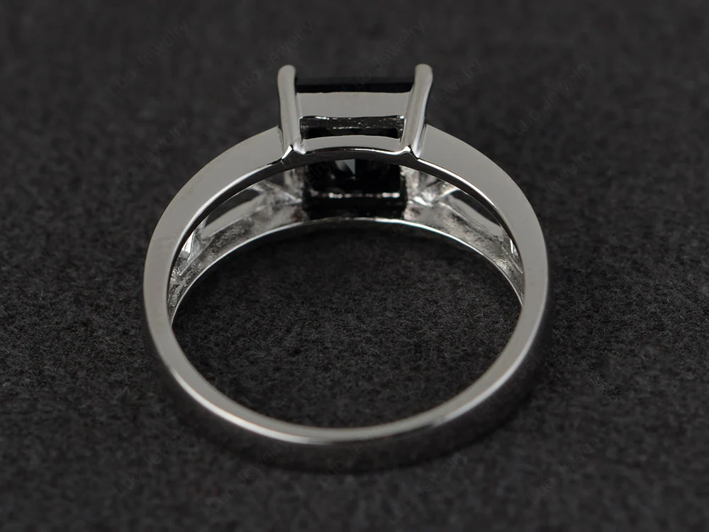Black Spinel Solitaire Ring Wide Band - Image 3