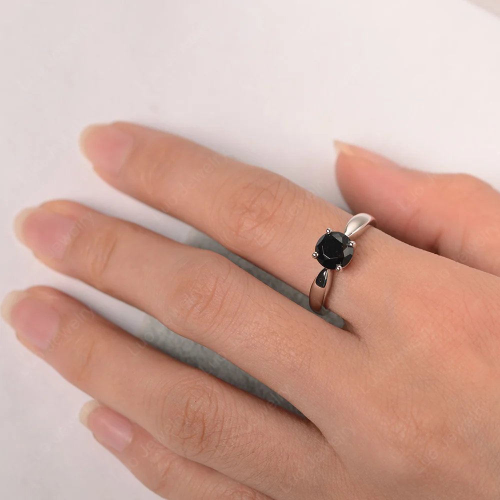 Black Spinel Round Solitaire Ring - Image 3
