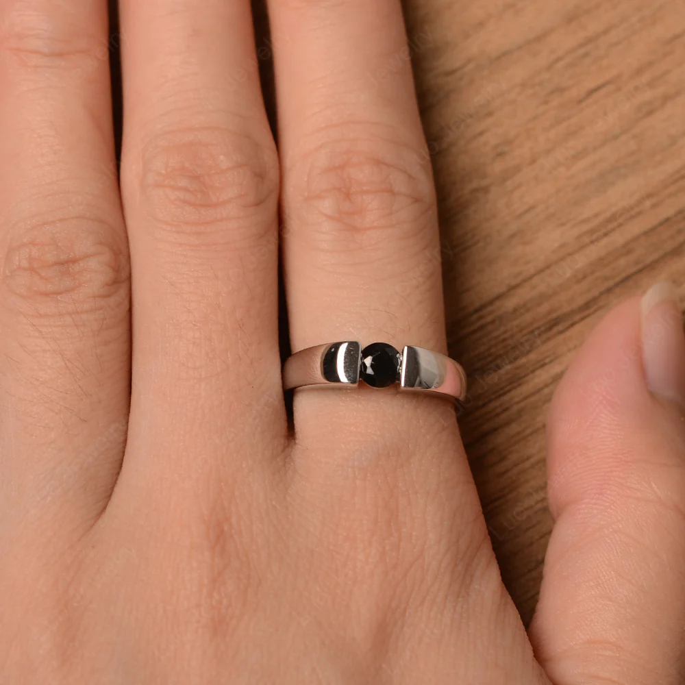 Black Spinel Unisex Promise Ring - Image 4