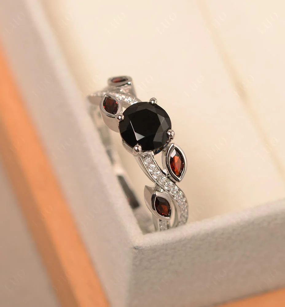 Black Spinel Twisted Leaf Engagement Ring - Image 31