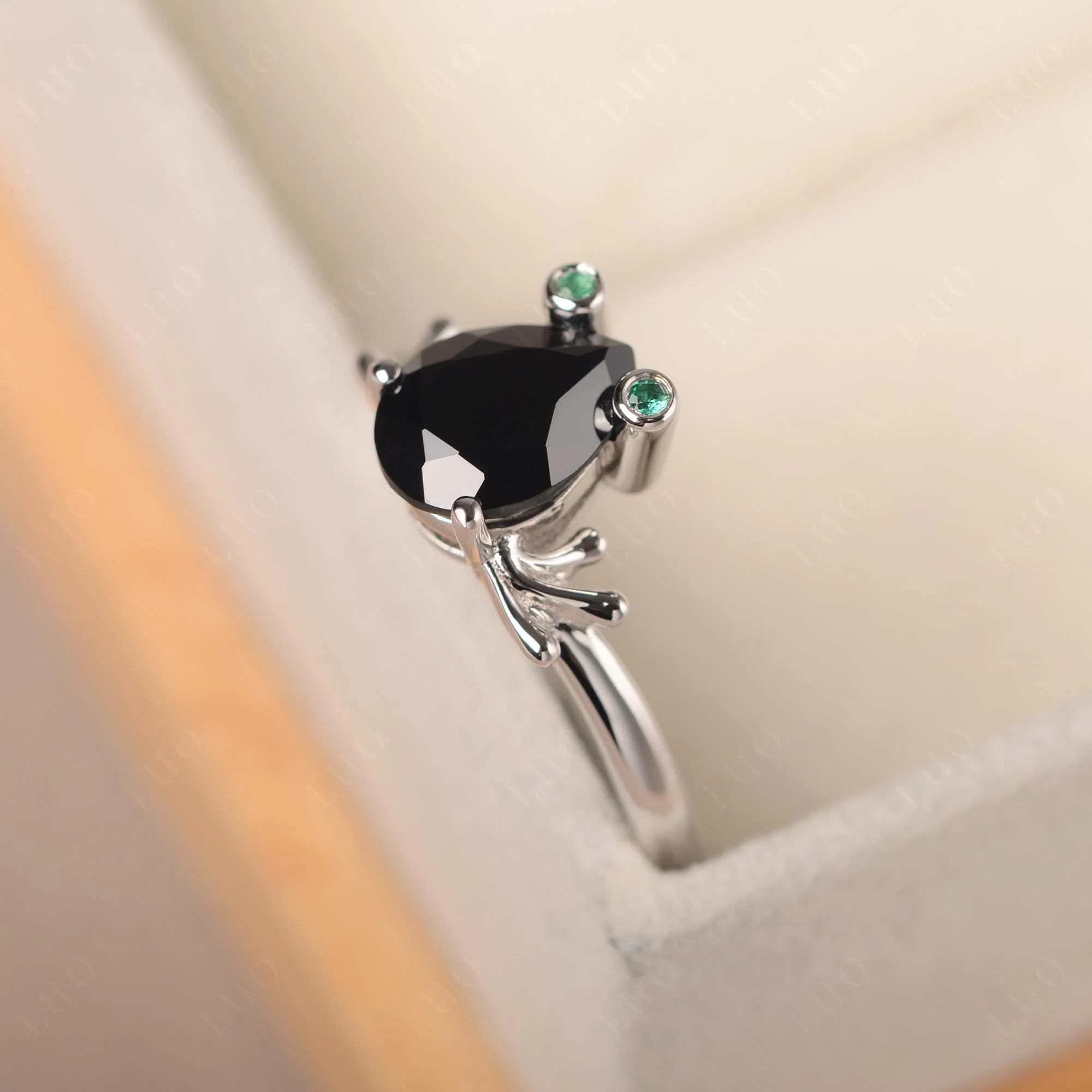 Black Spinel Frog Ring - Image 30