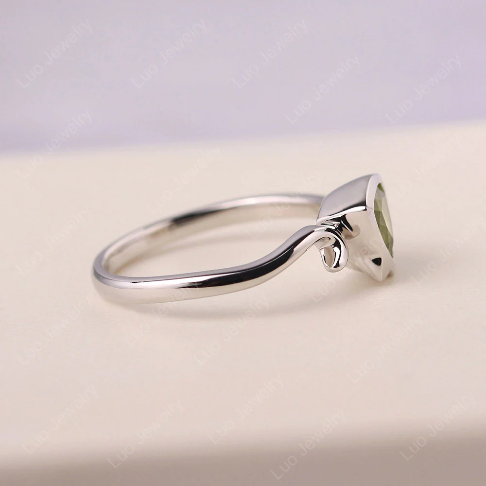 Peridot Cat Inspired Ring - Image 4