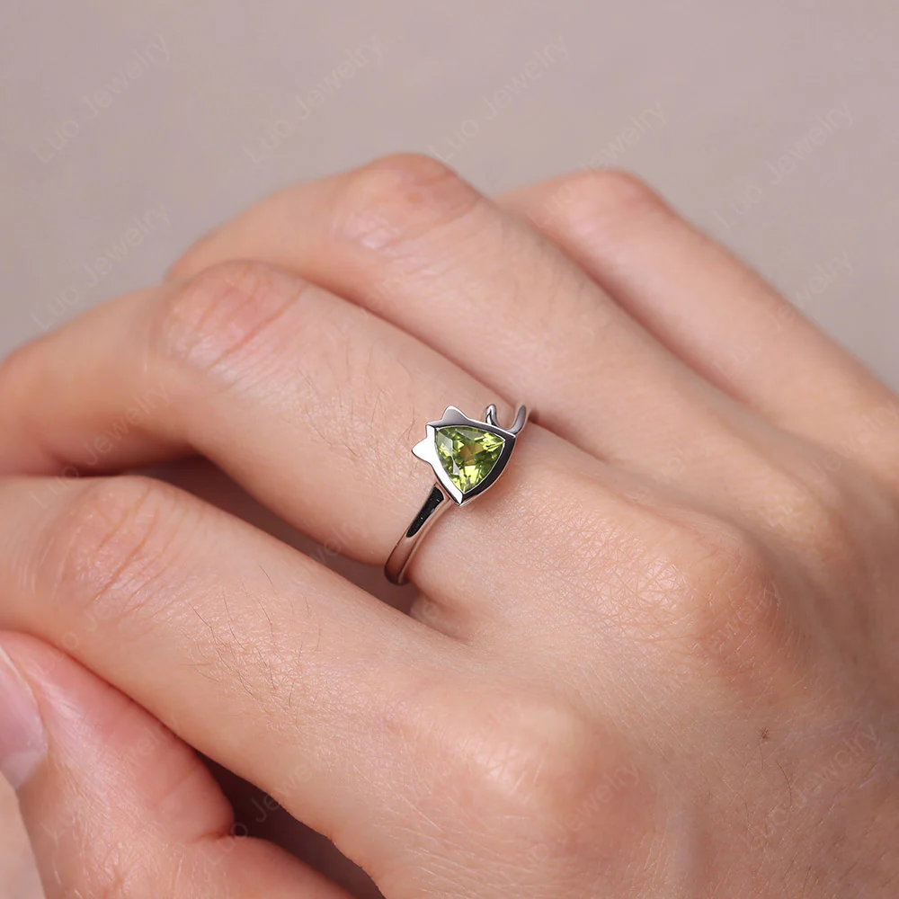 Peridot Cat Inspired Ring - Image 5