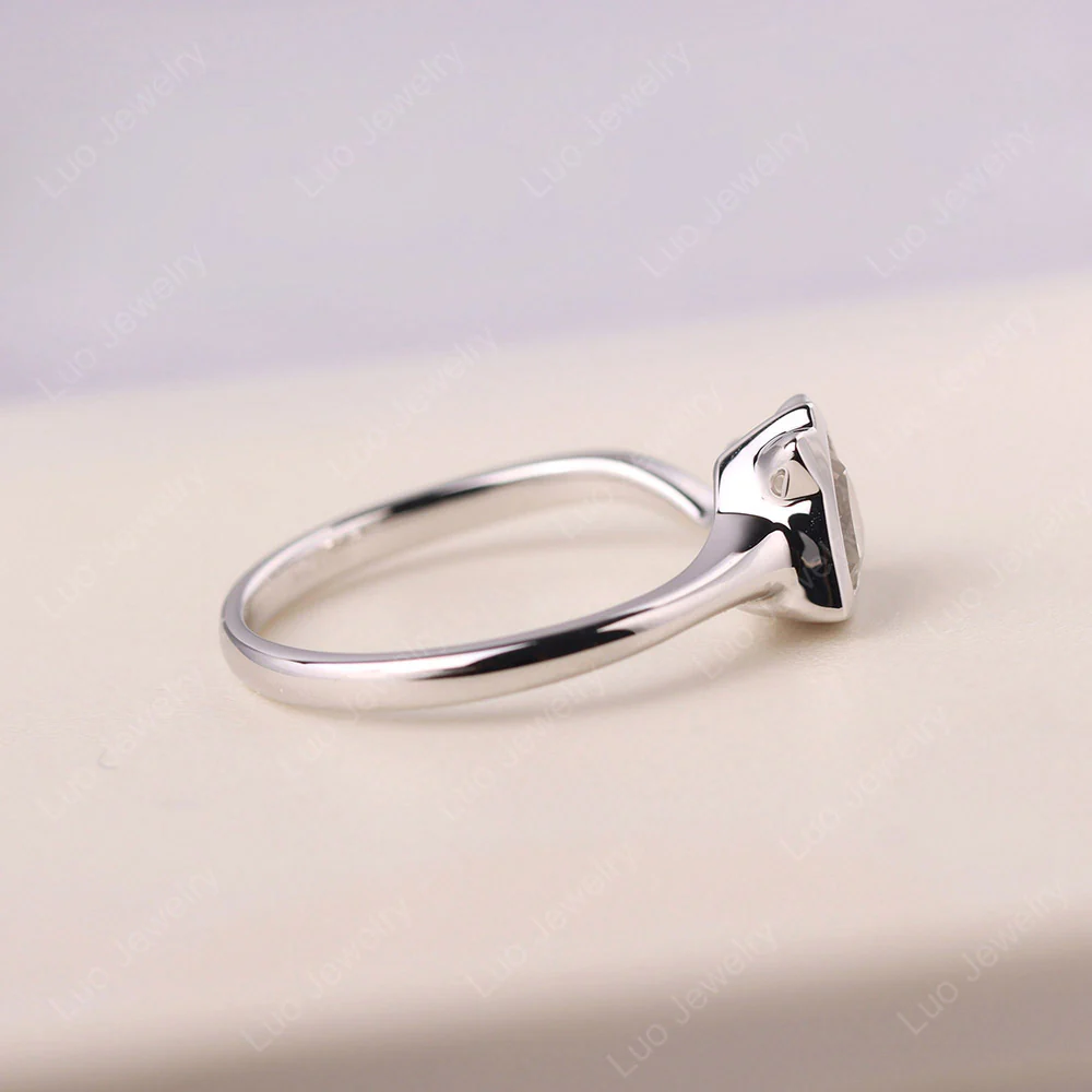 White Topaz Cat Inspired Ring - Image 4