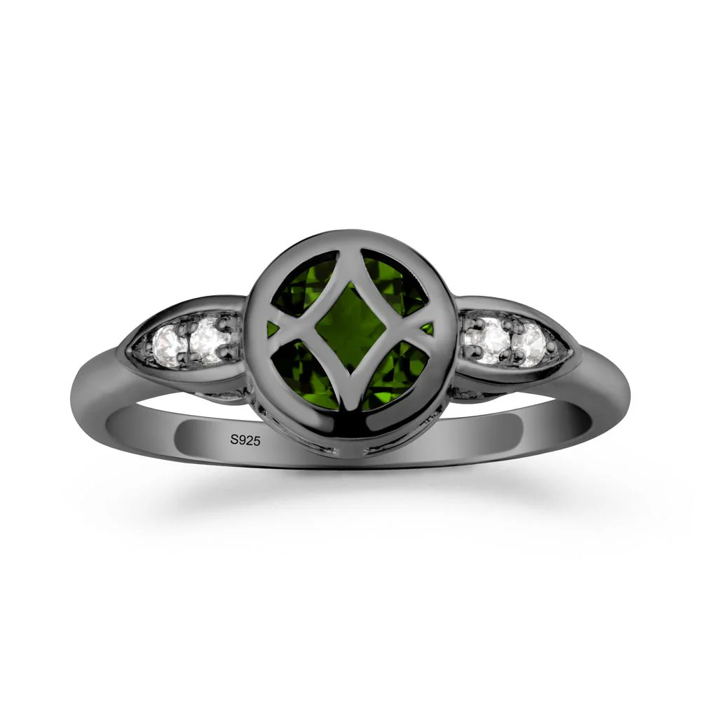 Celtic Knot Diopside Ring for Women - Image 7