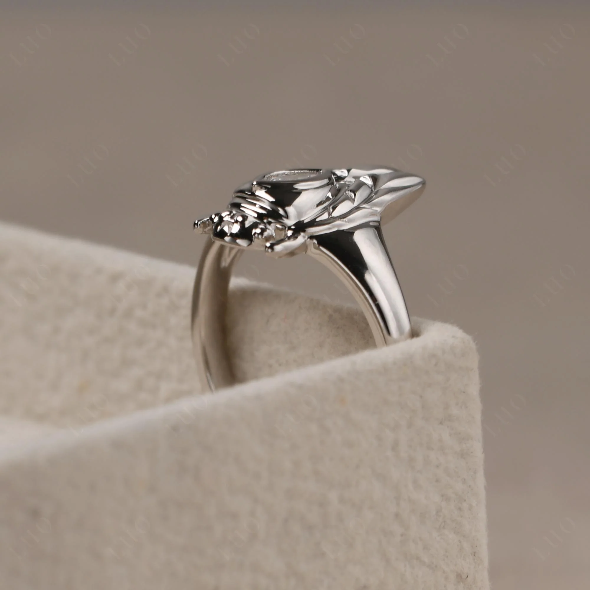 Cubic Zirconia Cicada Ring - Image 14