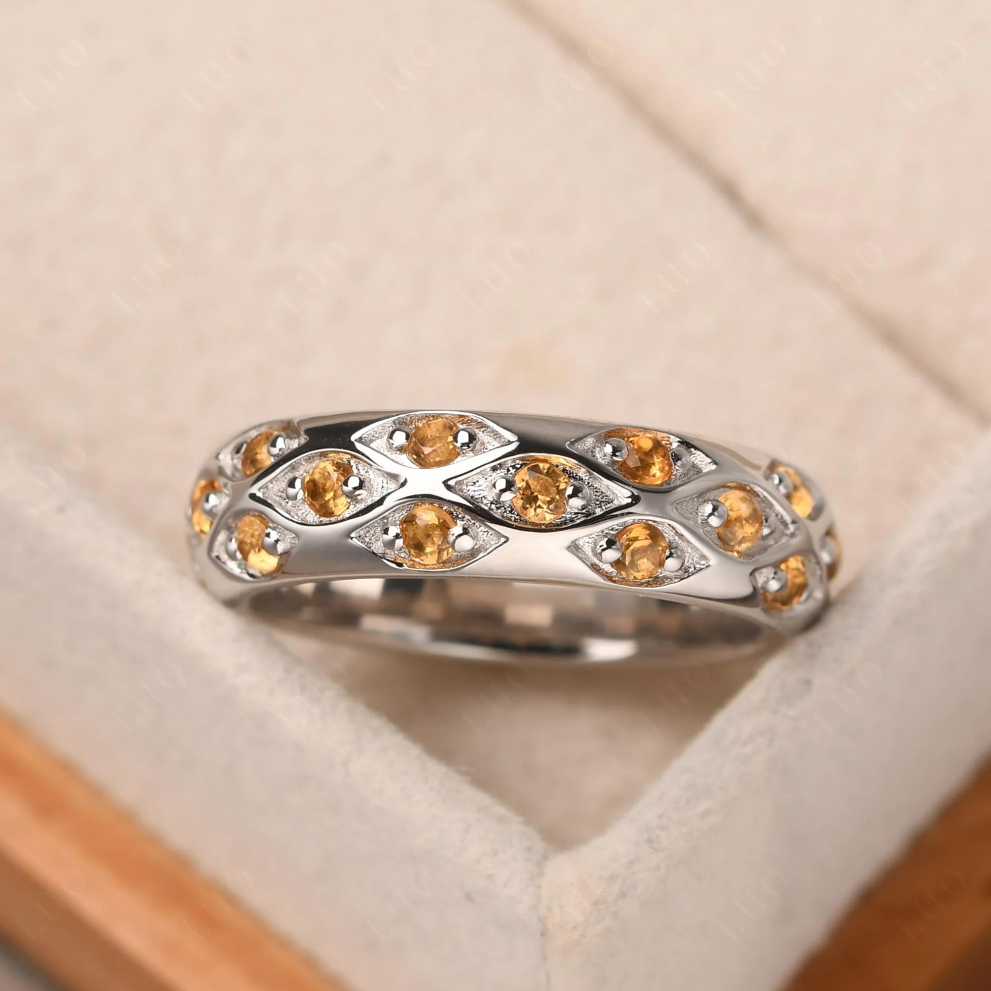 Citrine Men's Wedding Ring - Image 10