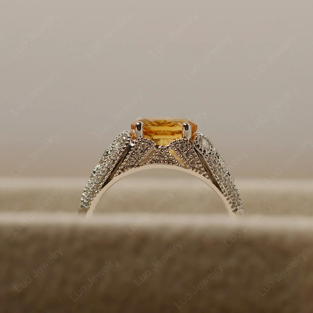 Vintage Horizontal Oval Cut Citrine Ring - Image 5