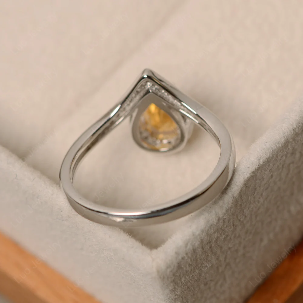 Teardrop Shaped Citrine Chevron Ring - Image 3