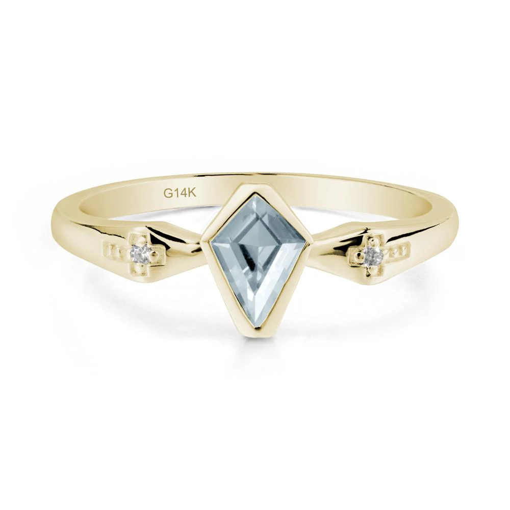 Coffin Shaped Bezel Setting Aquamarine Ring - Image 9
