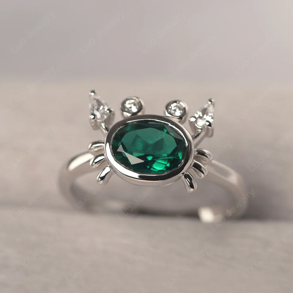 Emerald Cancer Zodiac Ring