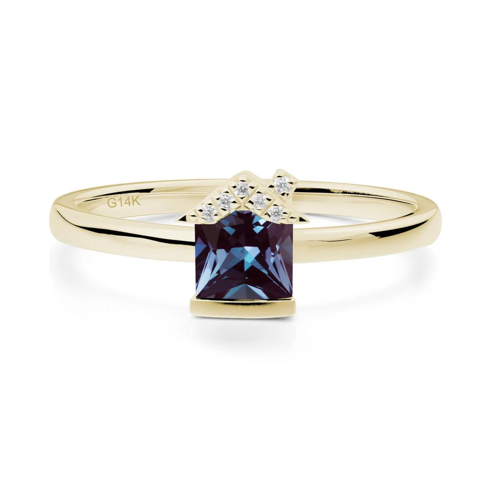 Creative Princess Cut Alexandrite Ring - Image 3