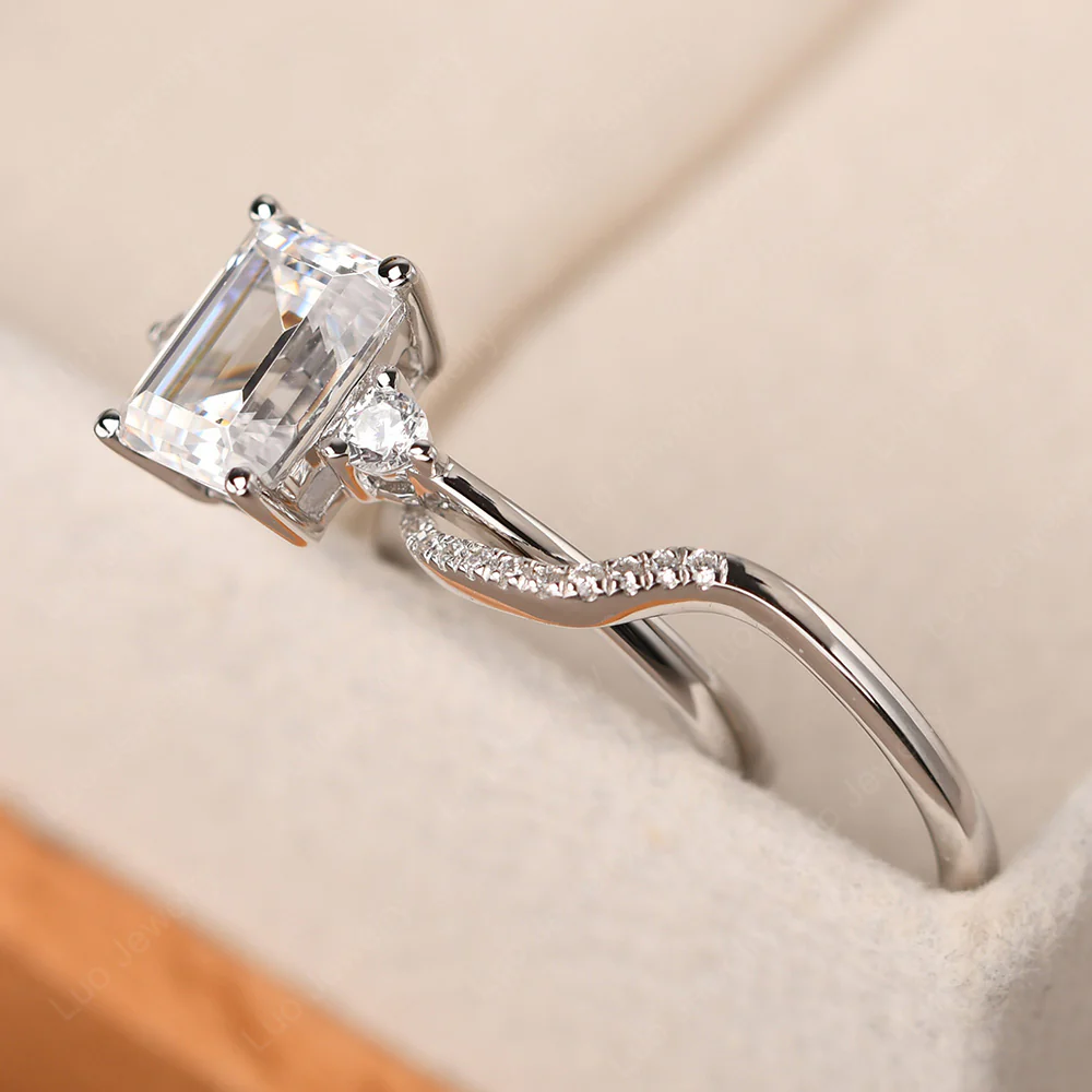 Cubic Zirconia Engagement Ring with Band - Image 4
