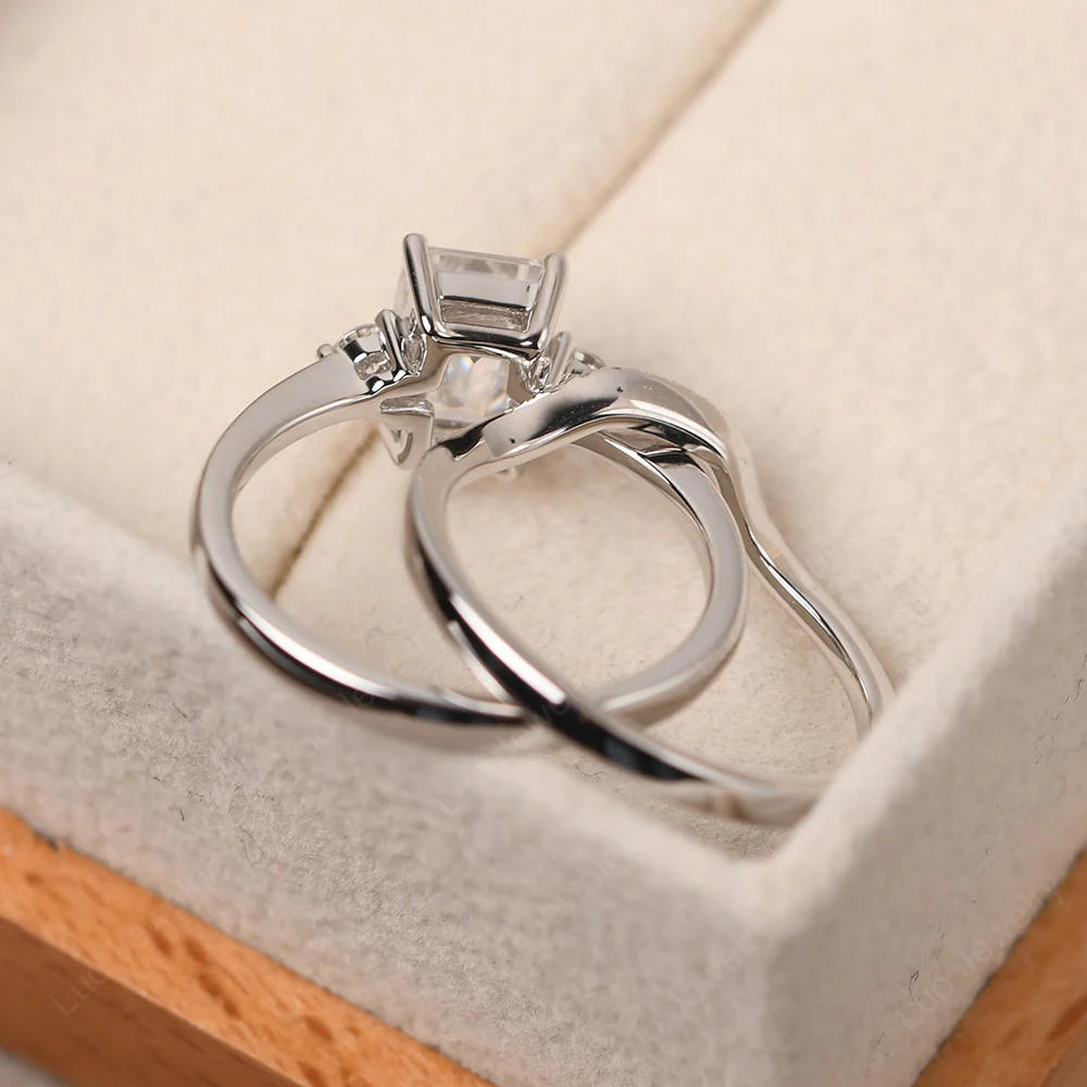 Cubic Zirconia Engagement Ring with Band - Image 5