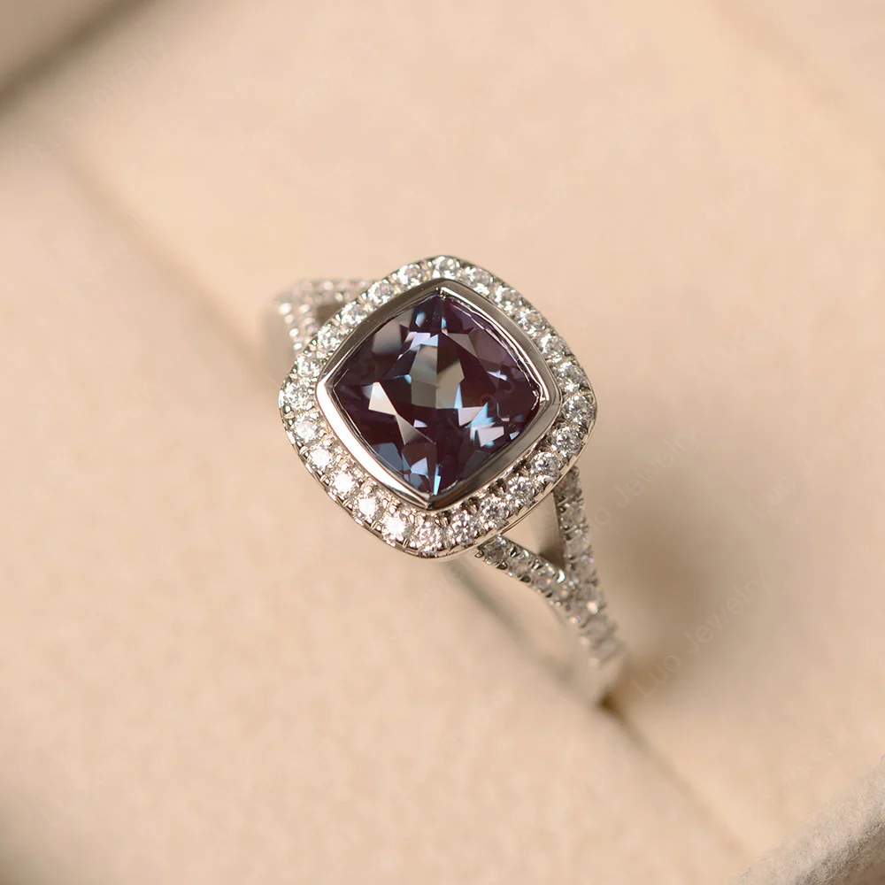 Cushion Cut Alexandrite Halo Bezel Set Ring - Image 3