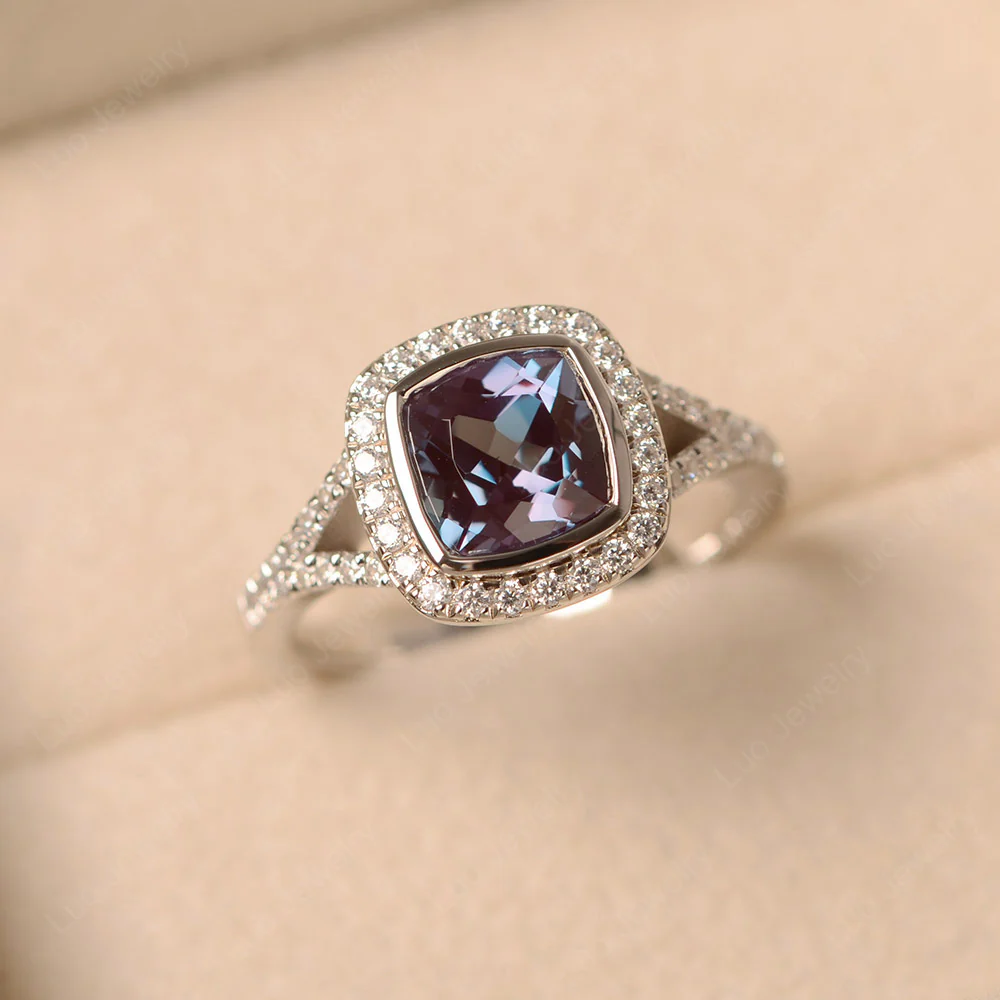 Cushion Cut Alexandrite Halo Bezel Set Ring - Image 4