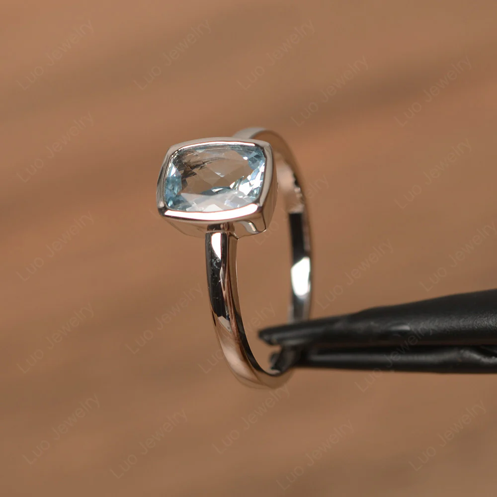 Cushion Cut Aquamarine Bezel Setting Ring - Image 2