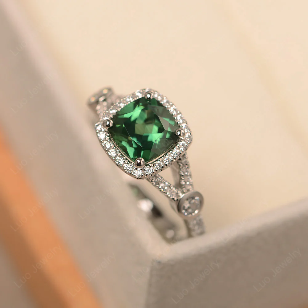 Cushion Green Sapphire Art Deco Halo Ring - Image 3