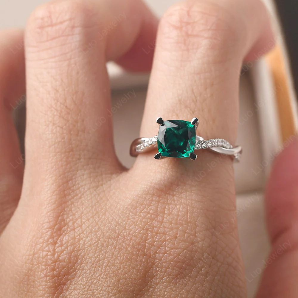 Cushion Emerald Twist Engagement Ring - Image 5