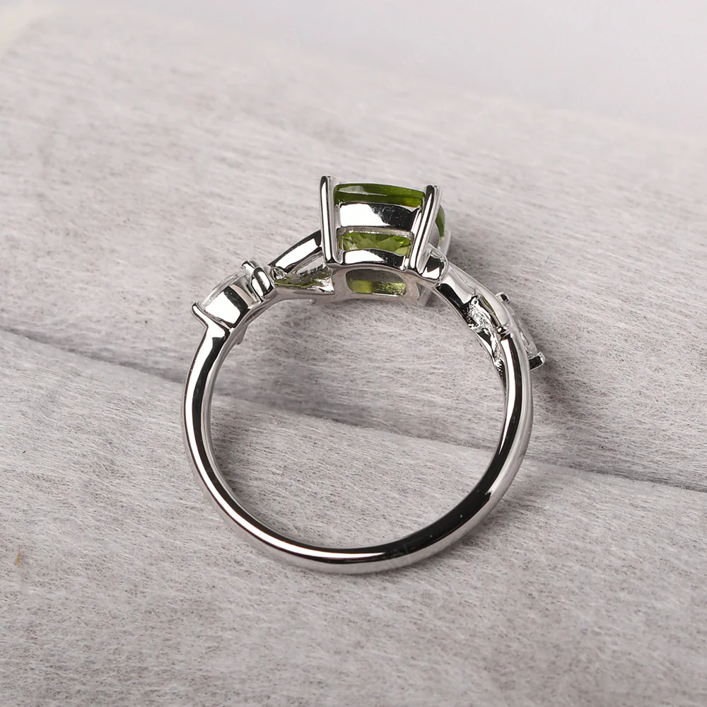 Willow Cushion Cut Peridot Ring - Image 3