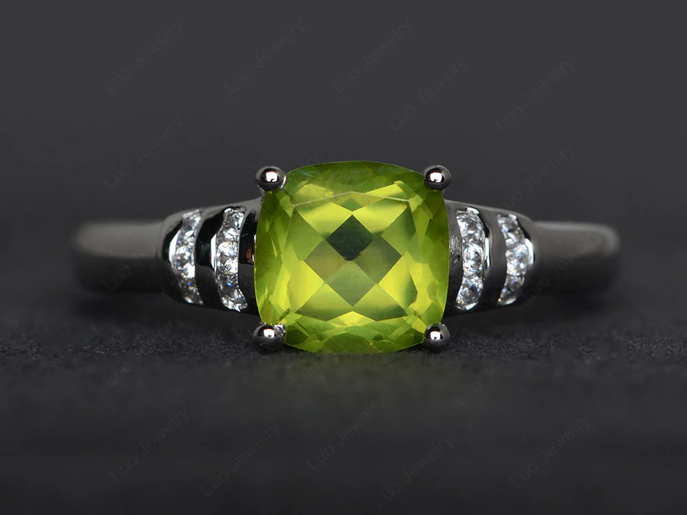 Simple Cushion Peridot Ring