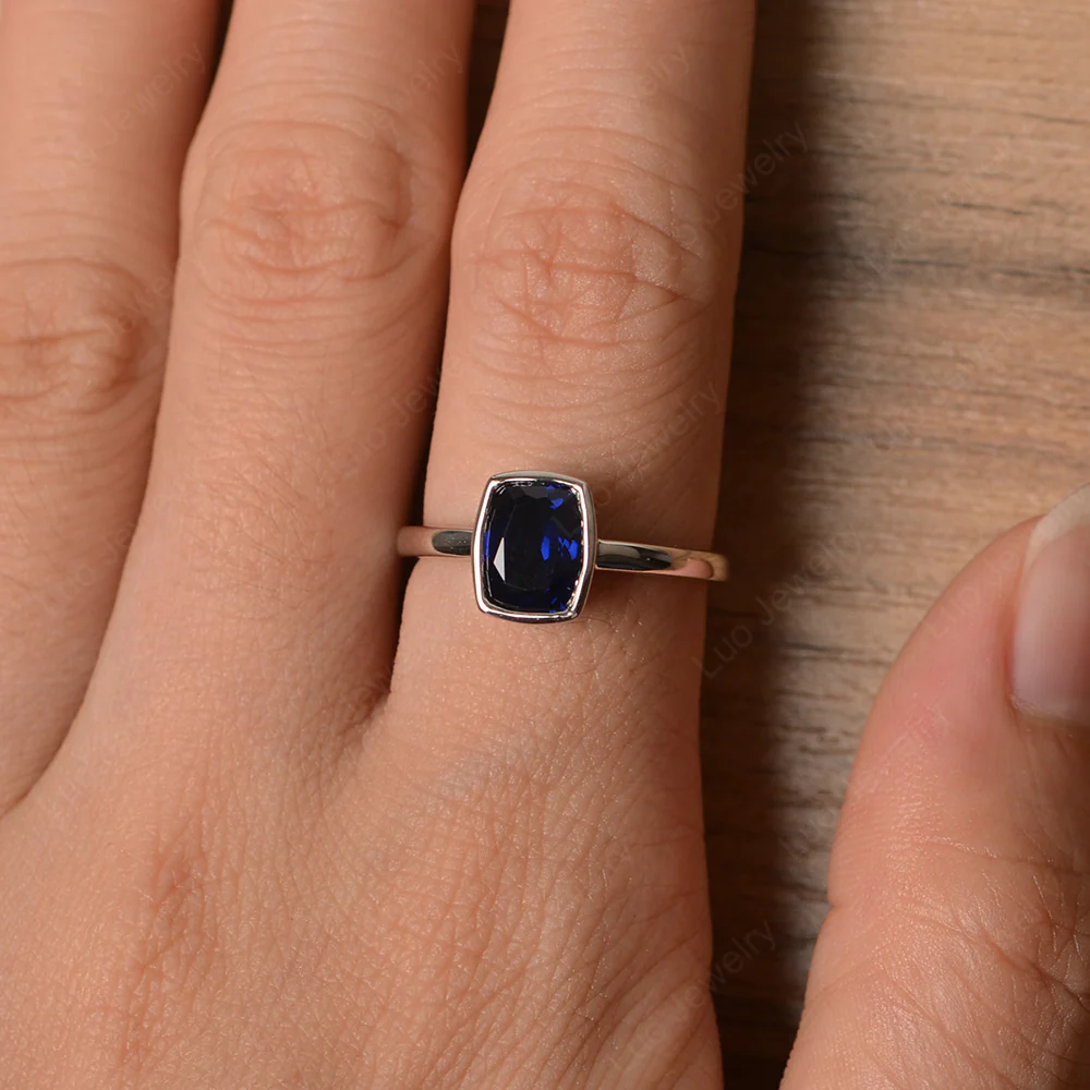 Cushion Cut Sapphire Bezel Setting Ring - Image 4