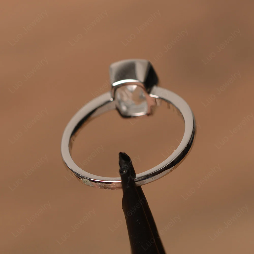 Cushion Cut White Topaz Bezel Setting Ring - Image 3