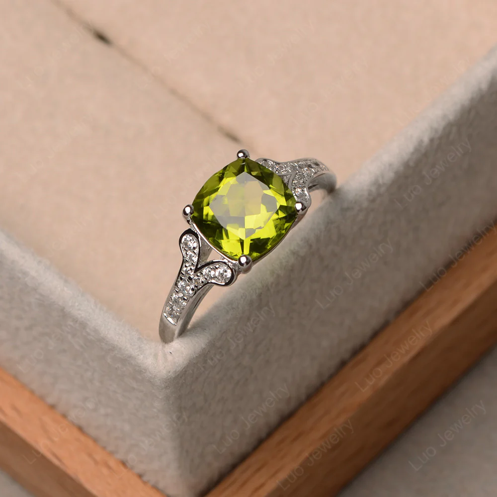 Cushion Shaped Peridot Ring - Image 2