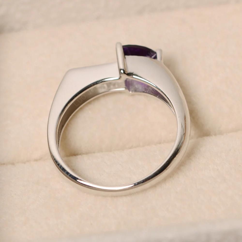 Amethyst Arrow Engagement Ring - Image 3