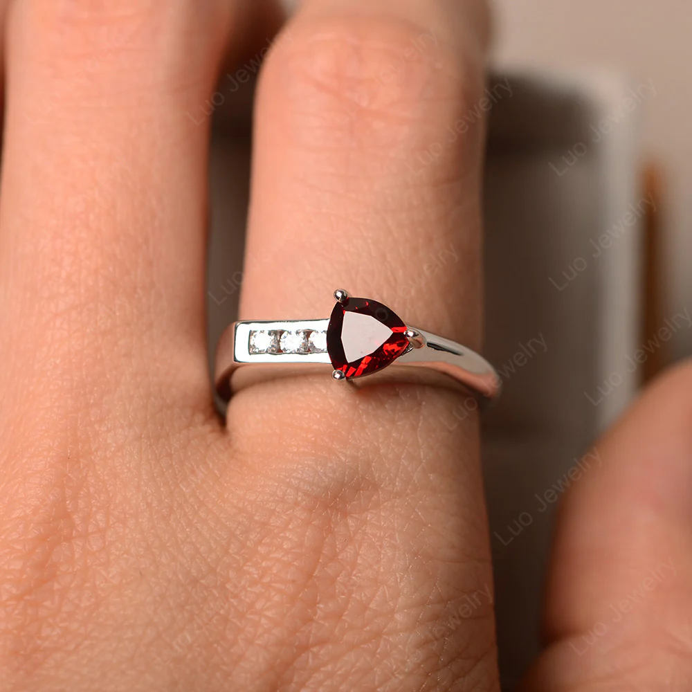 Garnet Arrow Engagement Ring - Image 4