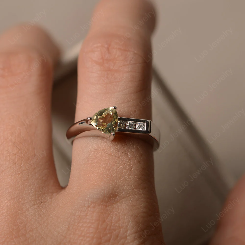 Lemon Quartz Arrow Ring - Image 4