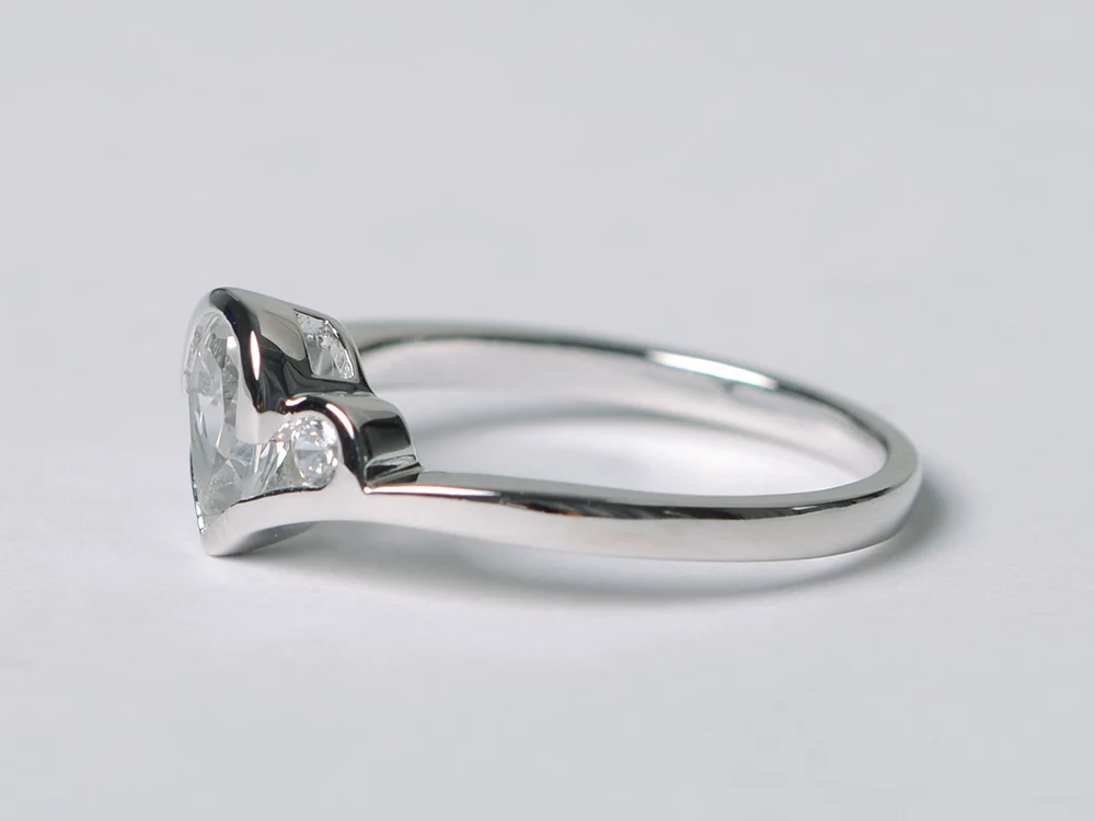 White Topaz Scalloped Bezel Engagement Ring - Image 2