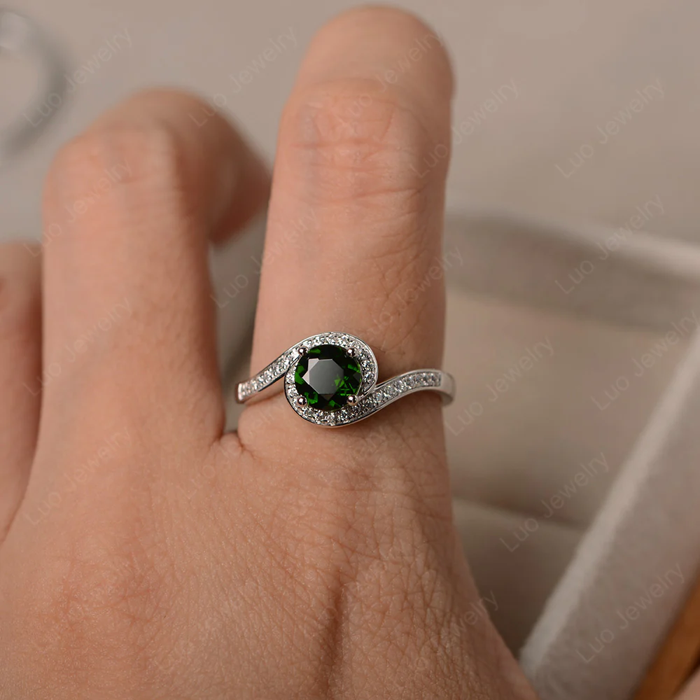 Diopside Swirl Ring - Image 4